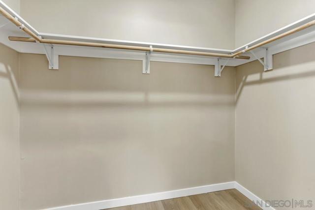 13725 Adrian St, Poway CA: https://media.crmls.org/mediaz/84fcdfe4-820f-47bc-af8a-f1371d862b8f.jpg