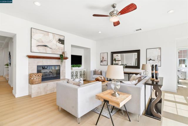 Image 40 of 55 For 2650 Casella Way