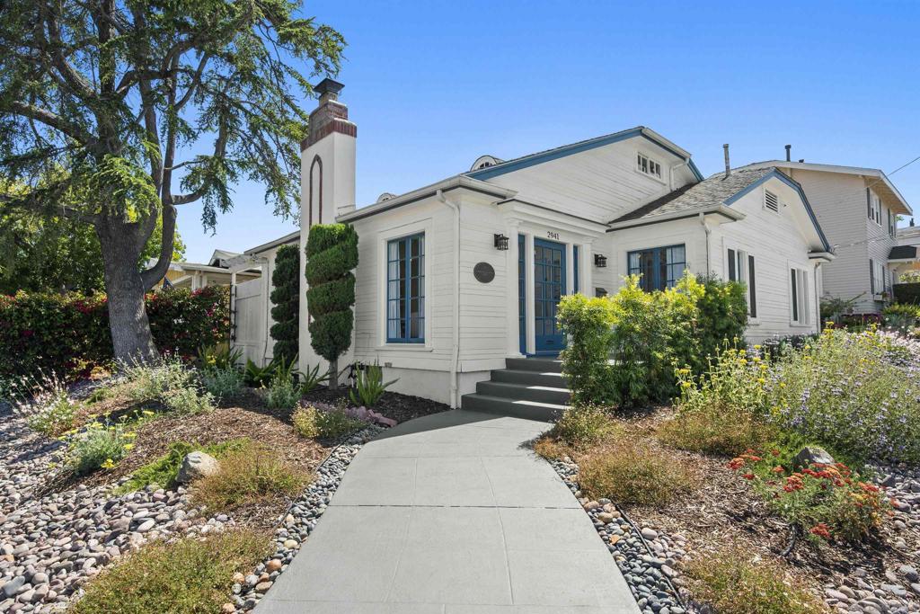 2941 Palm