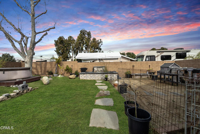 93 Flora Vista Avenue, Camarillo CA: https://media.crmls.org/mediaz/84fe4d67-2f04-40a2-abe1-5cec32438359.jpg