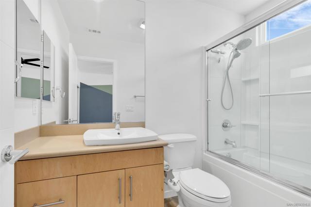 4329 Idaho St, San Diego CA: https://media.crmls.org/mediaz/84feb13e-6ab1-4ed2-99db-c27d6636d5a5.jpg