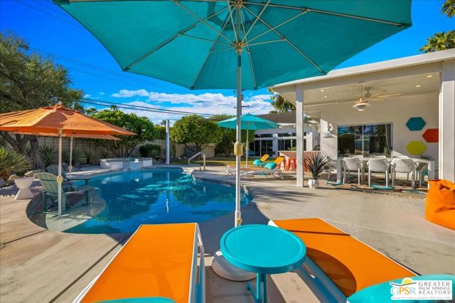 657 N Juanita Drive, Palm Springs, CA 92262