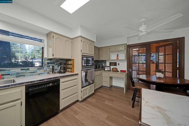 Image 8 of 60 For 1324 Alves Dr