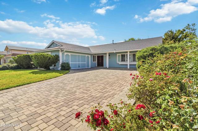 5506 Aurelia Street, Simi Valley CA: https://media.crmls.org/mediaz/84ffd975-8d8e-49ec-a9b9-3fdec126faab.jpg