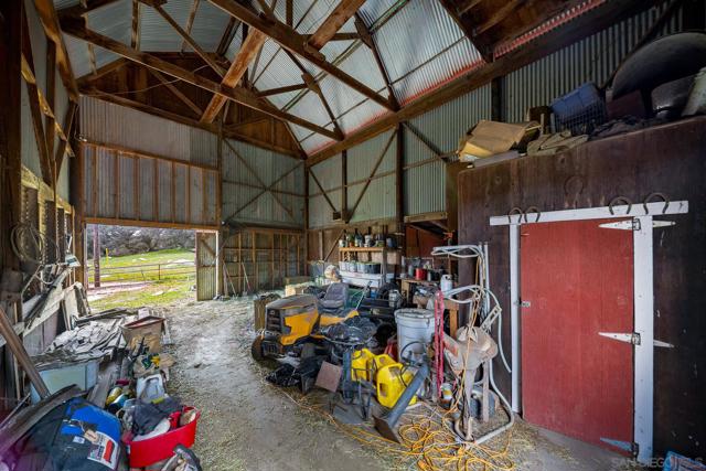 4026 Highway 78, Julian CA: https://media.crmls.org/mediaz/84ffdfea-8c96-4506-bf3b-398a7005fc8f.jpg