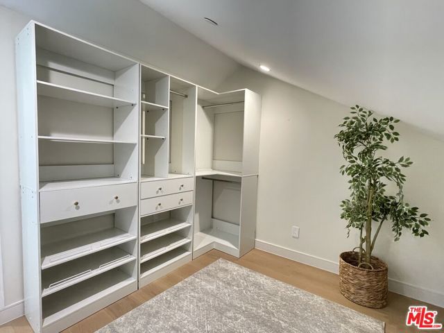 1902 Gates Avenue, Redondo Beach, California 90278, 3 Bedrooms Bedrooms, ,2 BathroomsBathrooms,Residential,For Sale,Gates,25597517
