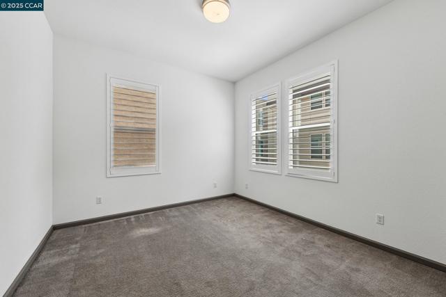 5826 Noba Rd, Dublin CA: https://media.crmls.org/mediaz/85031217-347f-441d-bee4-155b2ac32fb1.jpg