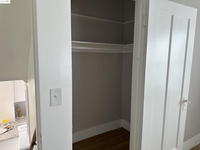 1937 87th Avenue, Oakland CA: https://media.crmls.org/mediaz/8504a5da-6390-4da2-bddb-496cf3cfc6f6.jpg