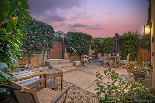 812 San Antonio Pl, San Diego CA: https://media.crmls.org/mediaz/85053269-120a-4ff8-b4aa-031aab6eac7b.jpg