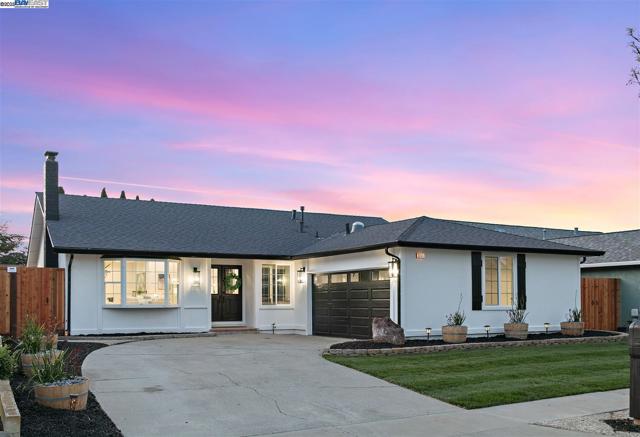 8159 Peachtree Avenue, Newark CA: https://media.crmls.org/mediaz/8506876a-16f6-42a0-b397-f7c7c170b7ad.jpg