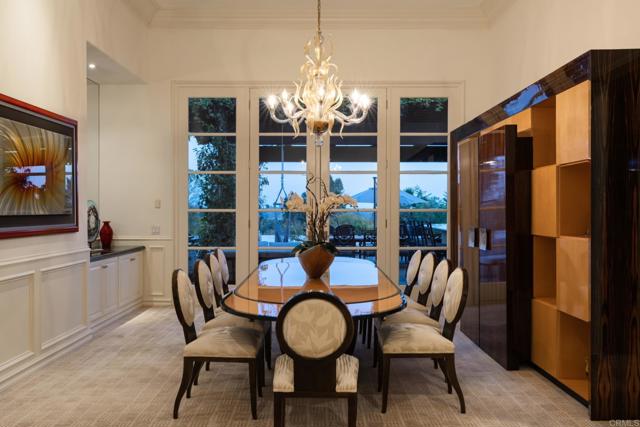 6565 Calle Reina, Rancho Santa Fe CA: https://media.crmls.org/mediaz/8506f88b-52ba-43ed-85e0-5ecb8e6ffc21.jpg