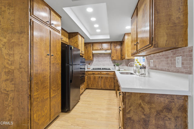 Detail Gallery Image 12 of 29 For 416 W Hillcrest Bld, Monrovia,  CA 91016 - 3 Beds | 2 Baths