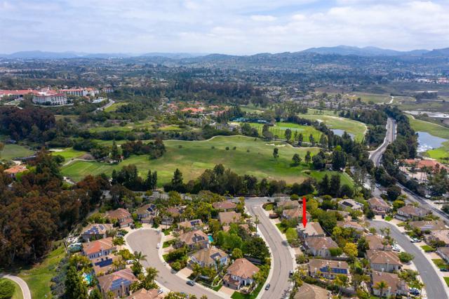1413 Branta, Carlsbad CA: https://media.crmls.org/mediaz/8508811c-60cf-44dd-8e5c-7f8678a56f37.jpg