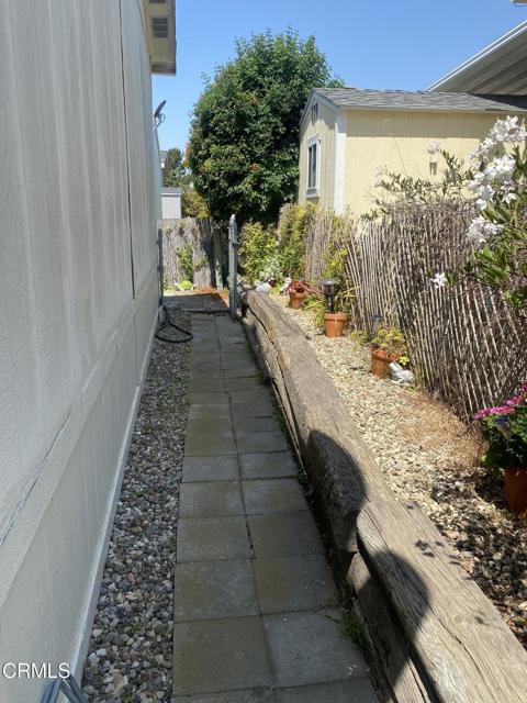 94 Camino Algarve, Camarillo CA: https://media.crmls.org/mediaz/8508f72d-271d-48d3-8b07-75457aaf3819.jpg