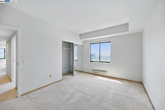 988 Franklin St, Oakland CA: https://media.crmls.org/mediaz/850a322b-fa18-4c5b-a2e0-0729eb6ce24c.jpg