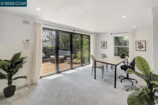 1039 Elsinore, Oakland CA: https://media.crmls.org/mediaz/850ade4c-e30c-4103-b2b5-eb521479ca9c.jpg