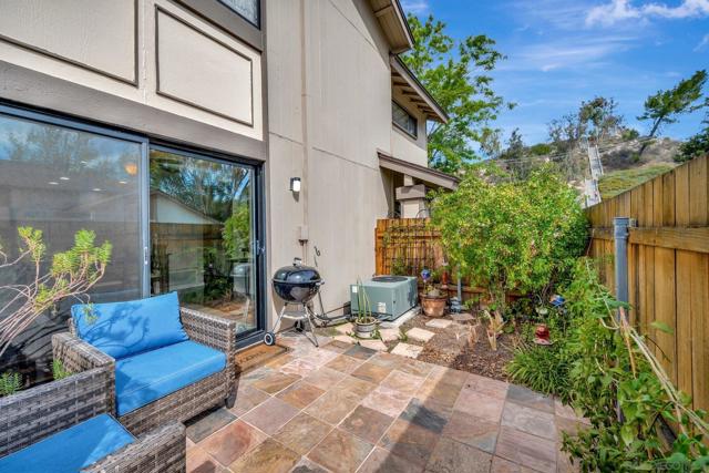 10180 Gayuba lane, San Diego, California 92124, 2 Bedrooms Bedrooms, ,2 BathroomsBathrooms,Townhouse,For Sale,Gayuba lane,250020154SD