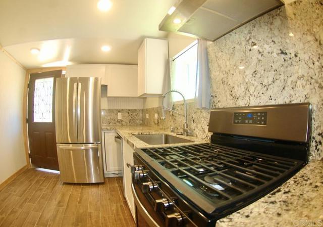 Image 4 of 8 For 1028 Prospect Place B