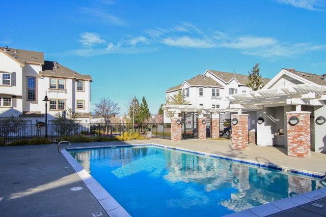 1129 Munich Terrace, Sunnyvale CA: https://media.crmls.org/mediaz/850cee9f-9cdd-4d24-afb6-f7f31eb2043b.jpg