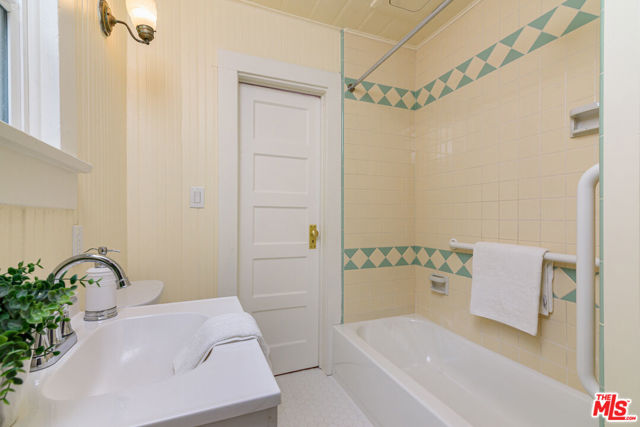 1942 Cerro Gordo Street, Los Angeles CA: https://media.crmls.org/mediaz/850d75a9-5abb-42d4-b256-90931f4770cc.jpg