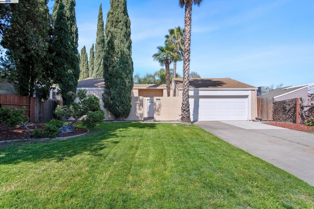915 Cooper CT
