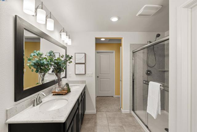 6505 Brando Loop, Fair Oaks CA: https://media.crmls.org/mediaz/850e4ca9-f350-4d1c-a5f0-f2c379163478.jpg