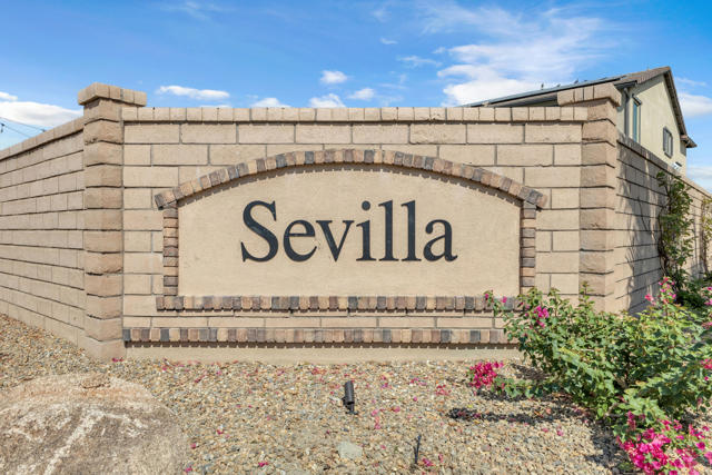 50610 Calle Cebrino, Coachella CA: https://media.crmls.org/mediaz/850e551f-f405-4f05-a606-26f9f00d095d.jpg