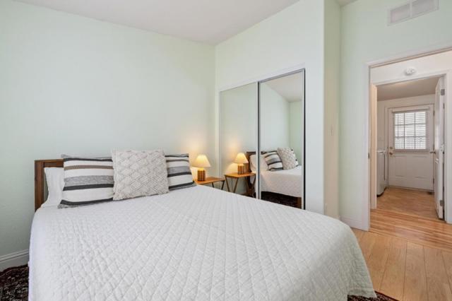 3 Coral Way, Half Moon Bay CA: https://media.crmls.org/mediaz/850ecd10-b666-4ac9-915c-c77d73bef7e0.jpg