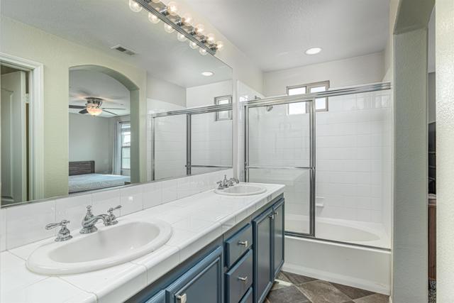 Detail Gallery Image 13 of 42 For 1291 Blue Jean Way #3,  Chula Vista,  CA 91913 - 2 Beds | 2/1 Baths