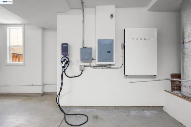 5119 Rowan Drive, San Ramon CA: https://media.crmls.org/mediaz/850fc01c-6df3-470f-a500-37dd44a943a0.jpg