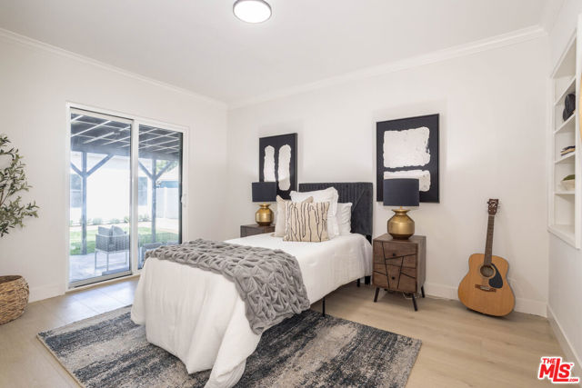 824 N Lima Street, Burbank CA: https://media.crmls.org/mediaz/8510bb5e-c201-4f77-bfd6-559504032fcf.jpg