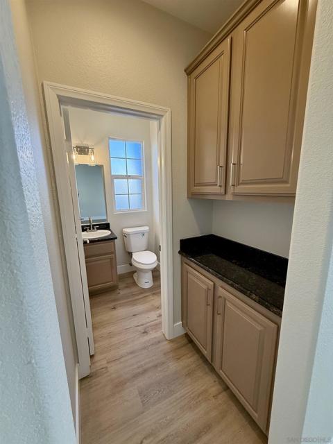 362 Kentucky Avenue, El Cajon, California 92020, 3 Bedrooms Bedrooms, ,2 BathroomsBathrooms,Townhouse,For Sale,Kentucky Avenue,250016846SD