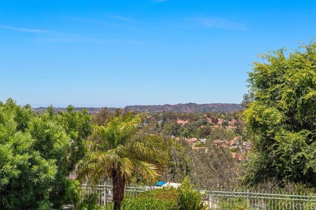 23 Muirfield, Trabuco Canyon CA: https://media.crmls.org/mediaz/85111f11-0499-4849-b3d8-f4165e0f456e.jpg