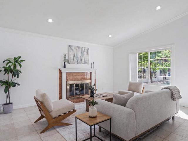 4950 Scarlett Way, San Jose CA: https://media.crmls.org/mediaz/8511aae4-2d85-4921-9a98-74db4d5cb98e.jpg