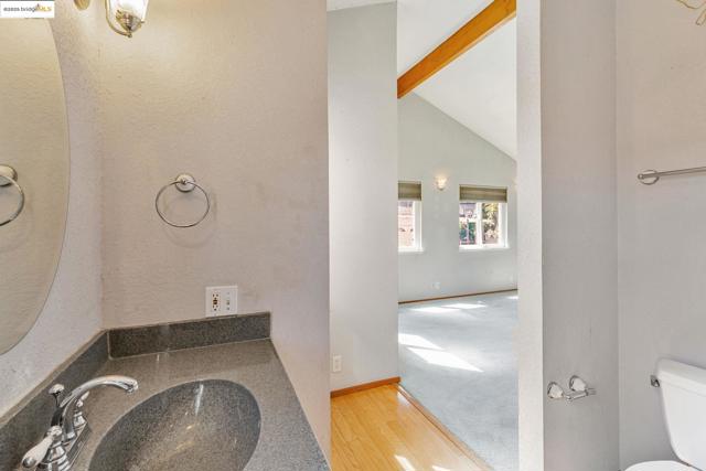 2116 LUNA AVENUE, San Leandro CA: https://media.crmls.org/mediaz/85126ea4-b480-41aa-a11f-a0413a767143.jpg