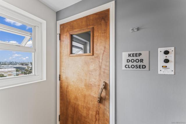 850 Beech Street, San Diego CA: https://media.crmls.org/mediaz/8512ab1c-c1b5-47fc-8a28-993f8e682537.jpg