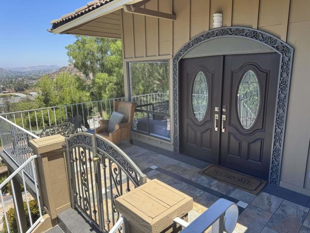 1135 OLD CHASE AVENUE, El Cajon CA: https://media.crmls.org/mediaz/8512e5cc-903c-4845-81b0-523f0edaacf0.jpg