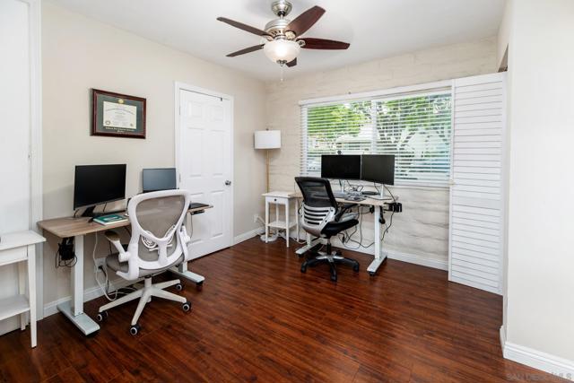 2544 Navarra Dr, Carlsbad CA: https://media.crmls.org/mediaz/85135aaf-3a54-4e13-959e-993051df0bf3.jpg