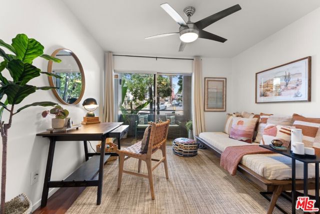 960 Sanborn Avenue, Los Angeles CA: https://media.crmls.org/mediaz/85138499-719d-4013-ac69-42e226cab134.jpg