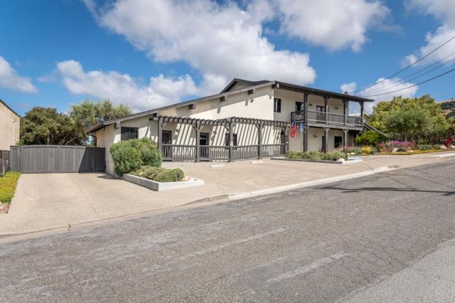 8 El Caminito Road, Carmel Valley CA: https://media.crmls.org/mediaz/85139e95-a94b-492b-a18e-40252ea6bfee.jpg