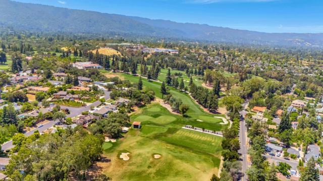 105 Strathmore Place, Los Gatos CA: https://media.crmls.org/mediaz/851403c9-727a-4294-8ead-8c4346c37a87.jpg