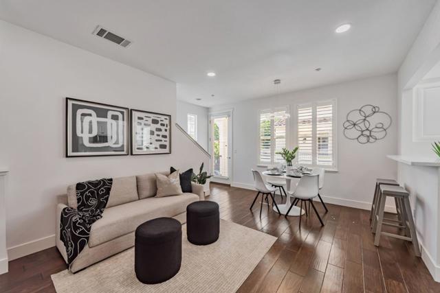 413 Topaz Terrace, Sunnyvale CA: https://media.crmls.org/mediaz/85168f9a-dc81-461a-82d4-8b03fd64c907.jpg