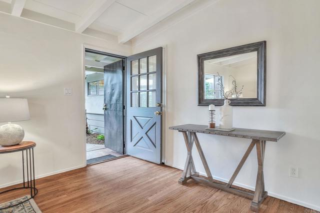 Detail Gallery Image 8 of 61 For 5091 El Arbol, Carlsbad,  CA 92008 - 4 Beds | 3 Baths