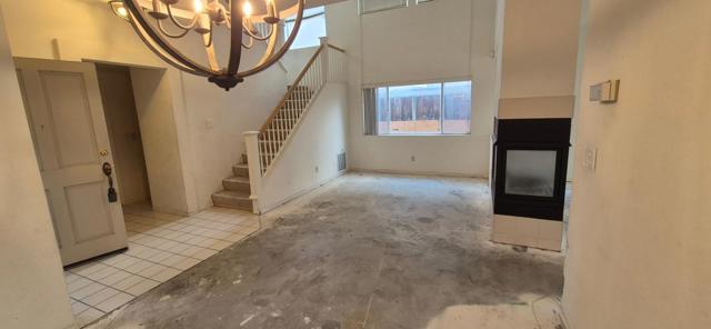 21854 Stonegate, Salinas CA: https://media.crmls.org/mediaz/85170637-2ccf-4e7b-b64c-cd05db12889d.jpg