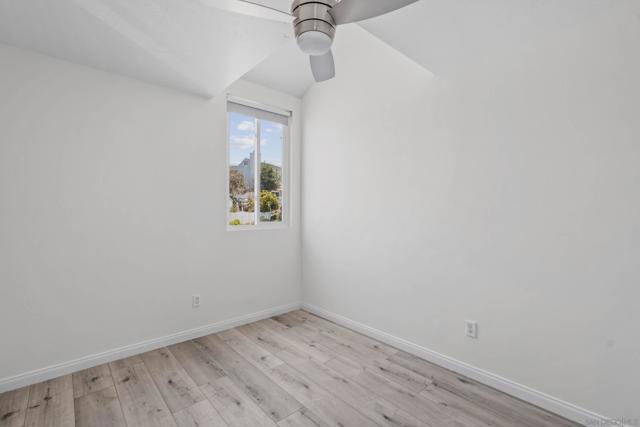 4503 Carnaby, Carlsbad CA: https://media.crmls.org/mediaz/85171de3-bff5-48e7-b9e8-542c1eb40be8.jpg