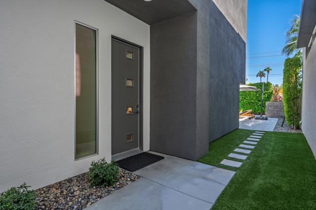 1166 Surrey Lane, Palm Springs, CA 92264