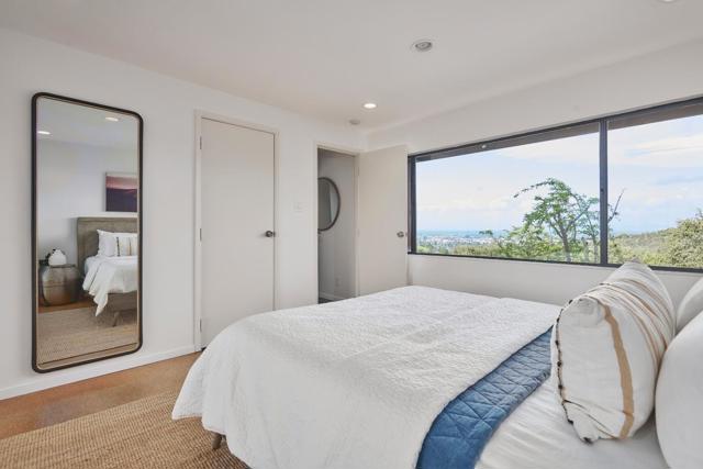 3414 Beresford Avenue, Belmont CA: https://media.crmls.org/mediaz/8517c5fd-1edd-4b11-afd3-0b89e2280254.jpg