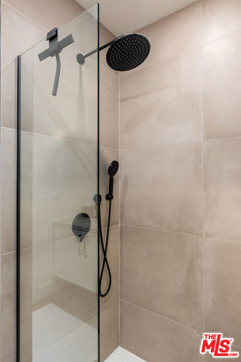 1351 N Crescent Heights Boulevard, West Hollywood CA: https://media.crmls.org/mediaz/8519d80c-b0b6-4ade-9874-d5a0acd5417b.jpg