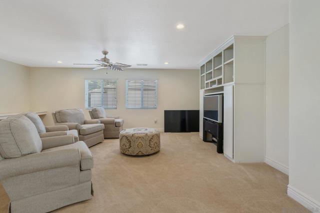 Image 37 of 69 For 2415 Oak Grove Ct