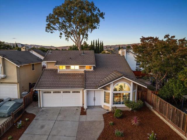 1507 New Bedford ct Court, San Jose CA: https://media.crmls.org/mediaz/851bd601-ebfb-4a7d-8ad4-b88c981f2381.jpg